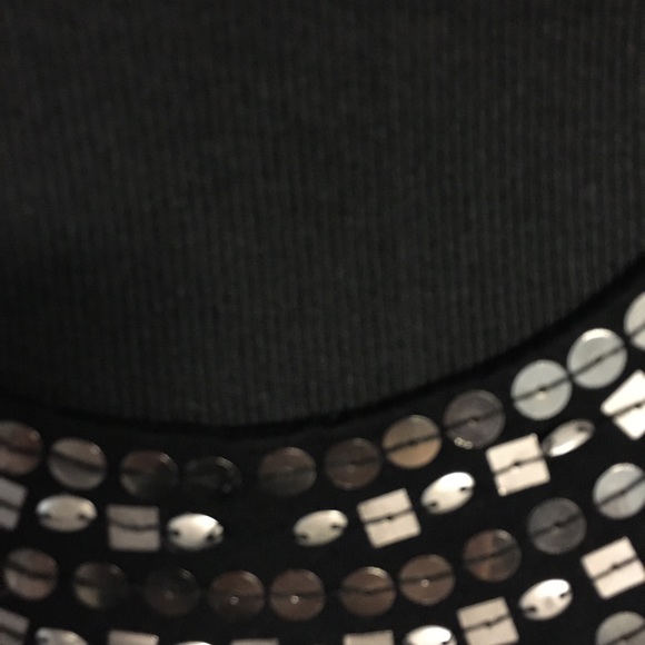 Cable & Gauge Black Sleeveless Bedazzle Top - Picture 4 of 5